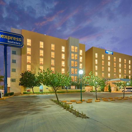 City Express By Marriott Irapuato Norte מראה חיצוני תמונה