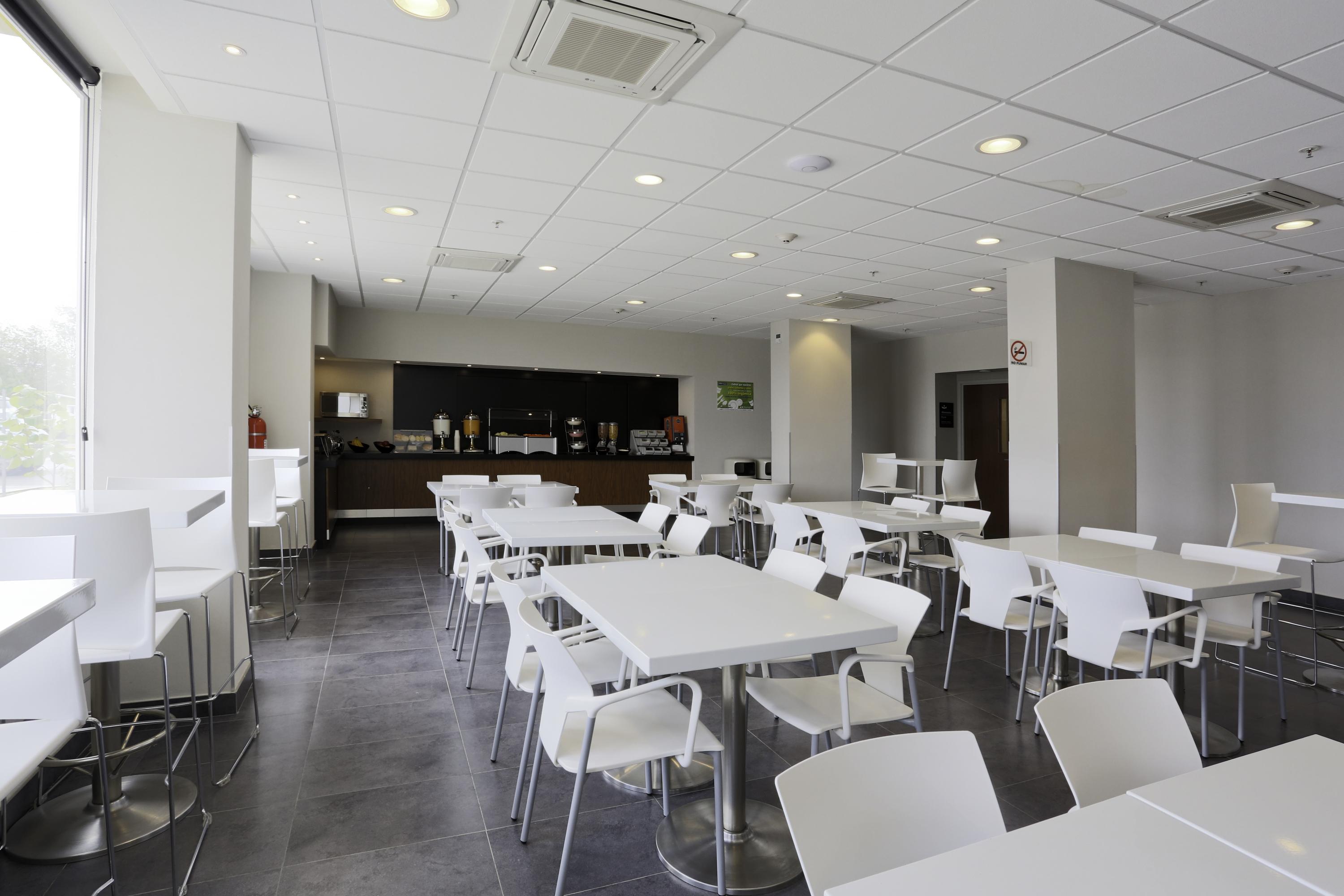 City Express By Marriott Irapuato Norte מראה חיצוני תמונה