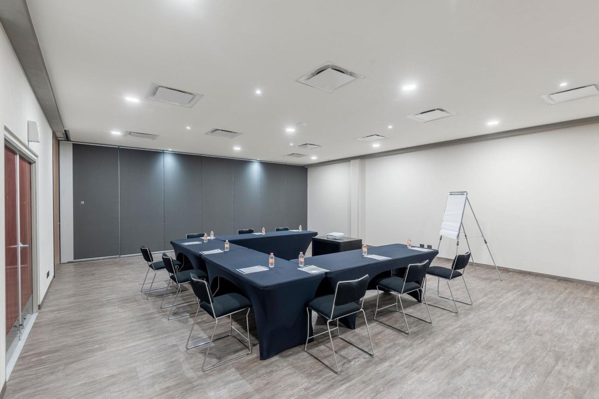 City Express By Marriott Irapuato Norte מראה חיצוני תמונה