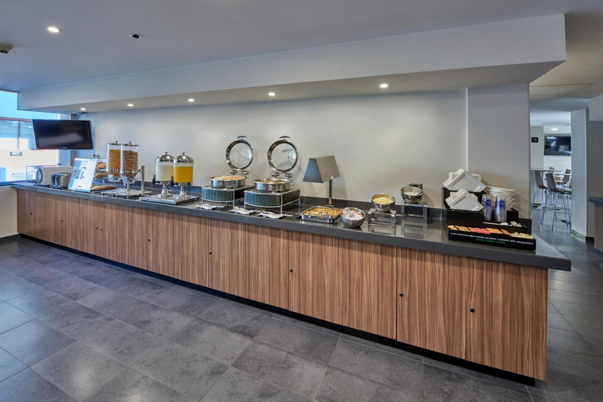City Express By Marriott Irapuato Norte מראה חיצוני תמונה