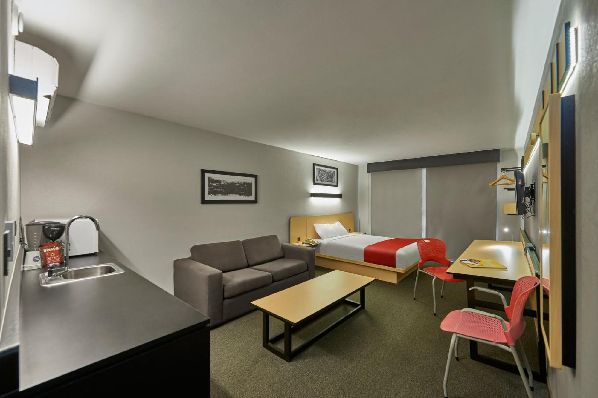 City Express By Marriott Irapuato Norte מראה חיצוני תמונה